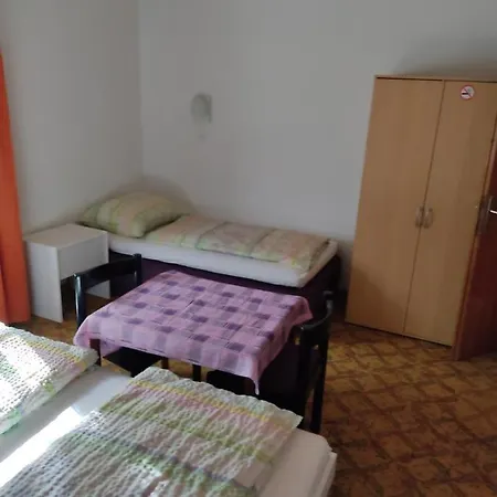 Sobe Grajska Quarto em Acomodações Particulares *